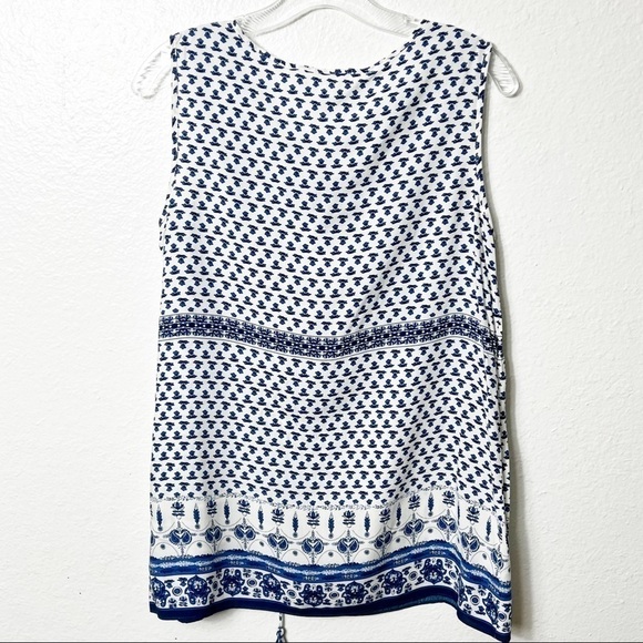 MAX STUDIO WOMEN SLEEVELESS BLUE WHITE BLOUSE 100% RAYON NEW WITH TAGS SMALL - Picture 4 of 6
